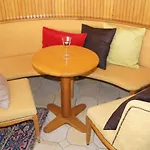 Hotel Alpina 2*